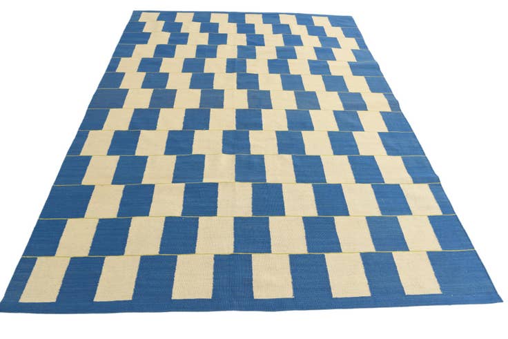 Detail image of 6' 10 x 9' 6 Hand Woven Kilim Modern Wool Rug