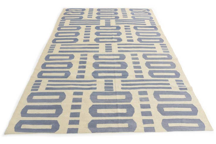 Detail image of 6' 10 x 9' 9 Hand Woven Kilim Modern Wool Rug