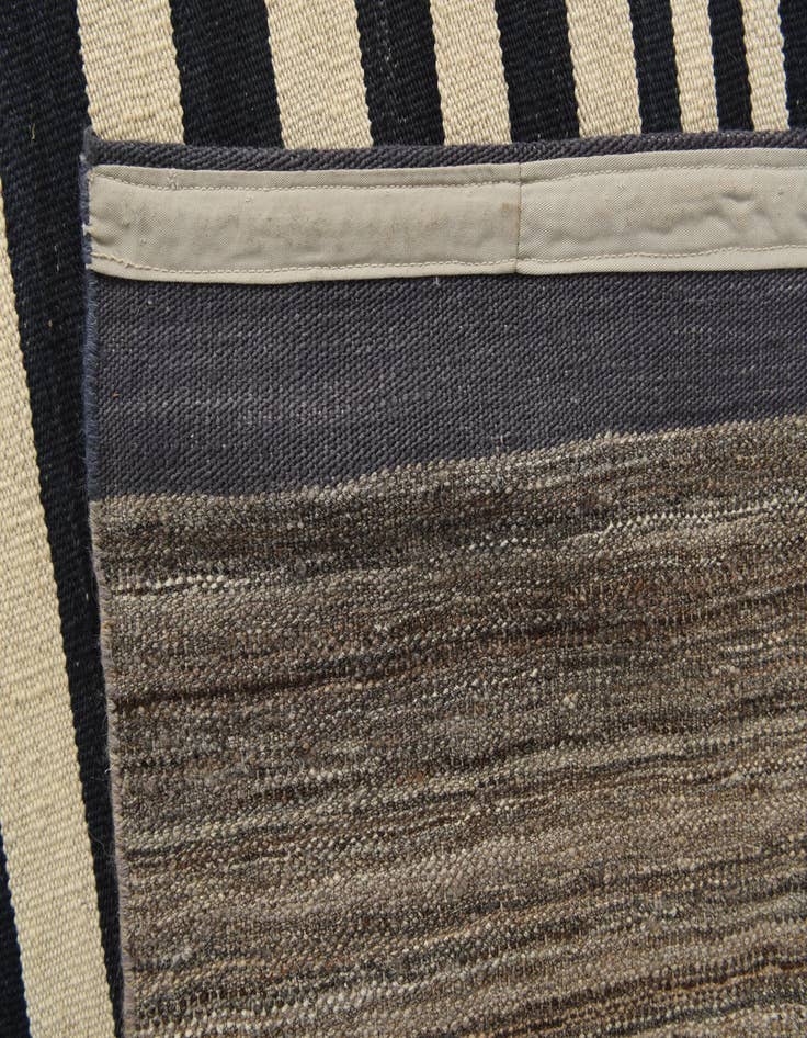 Detail image of 8' 1 x 9' 8  Hand Woven Kilim Modern Wool Rug