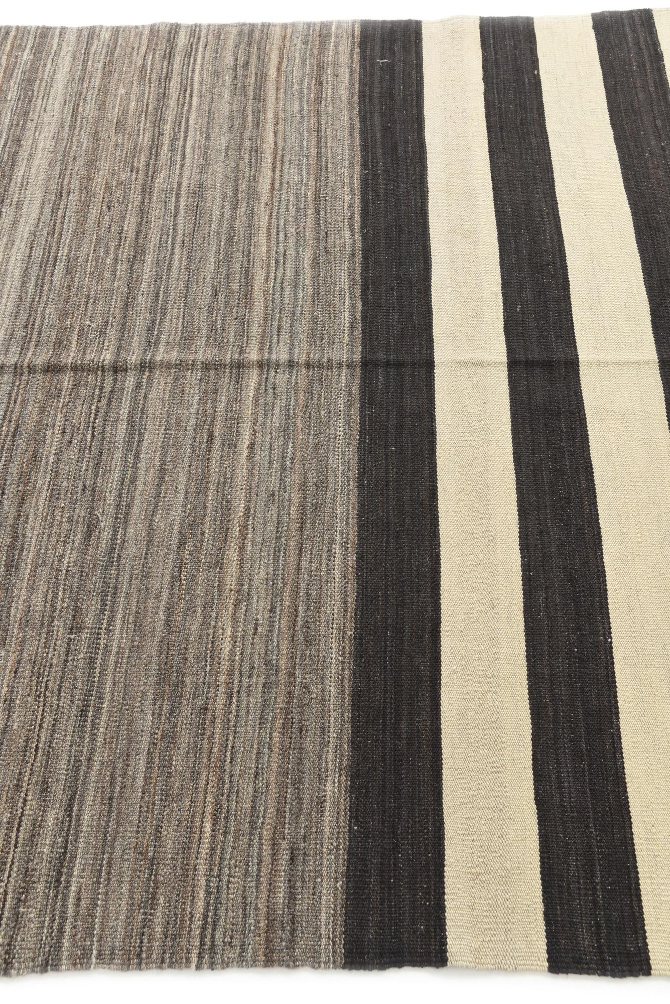 5' 1 x 6' 5 Hand Woven Kilim Modern Wool Rug