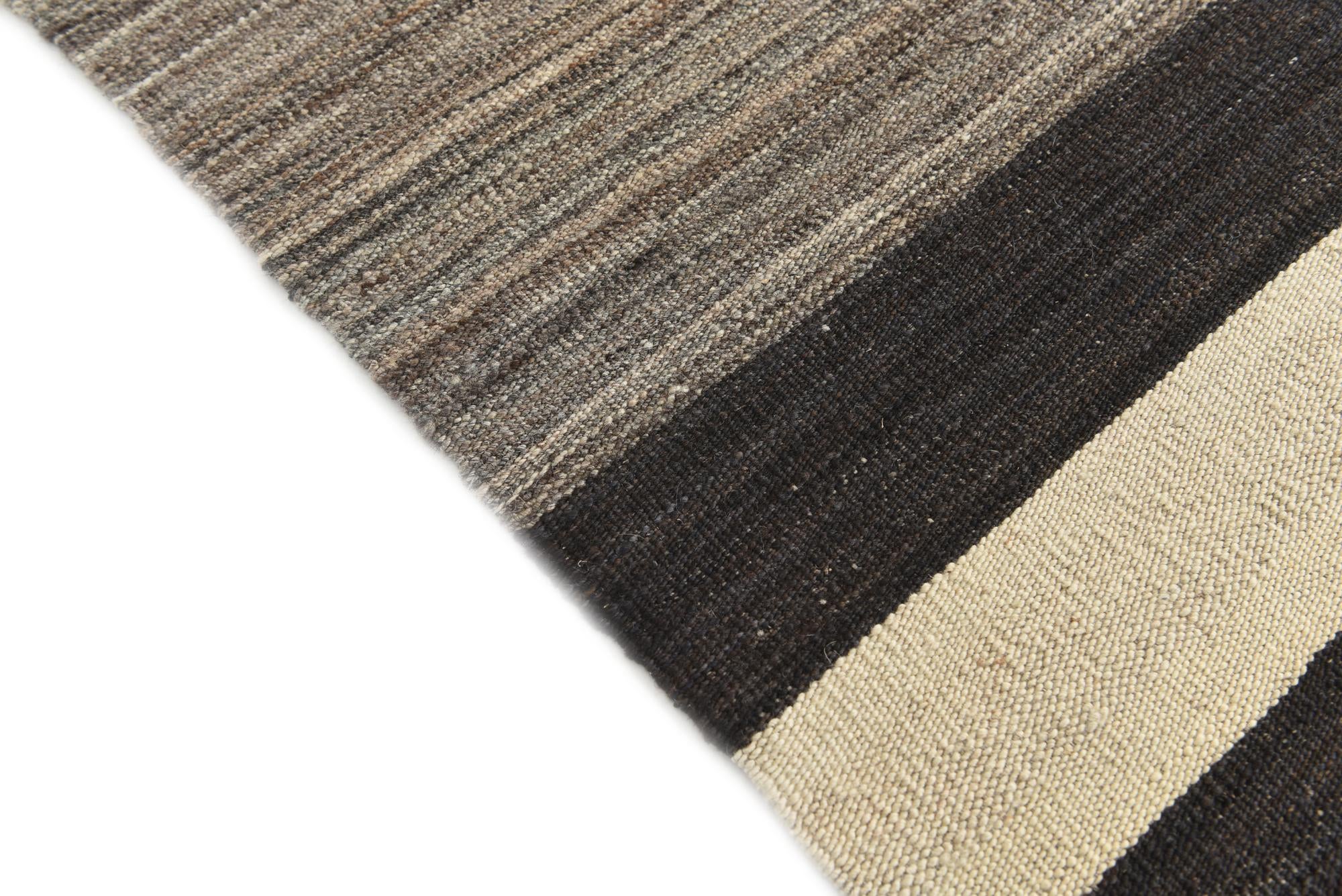 5' 1 x 6' 5 Hand Woven Kilim Modern Wool Rug