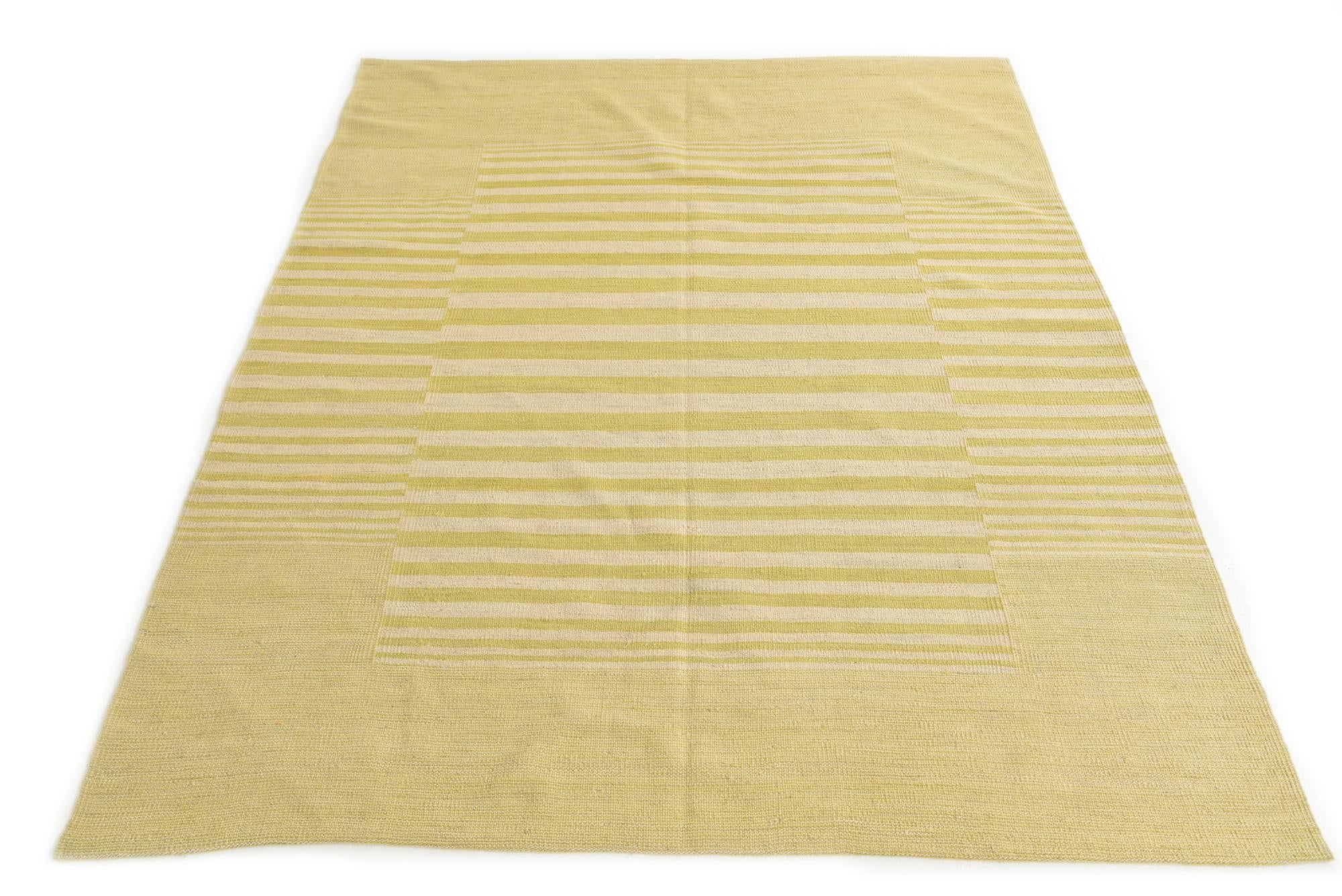 5' 1 x 6' 5 Hand Woven Kilim Modern Wool Rug