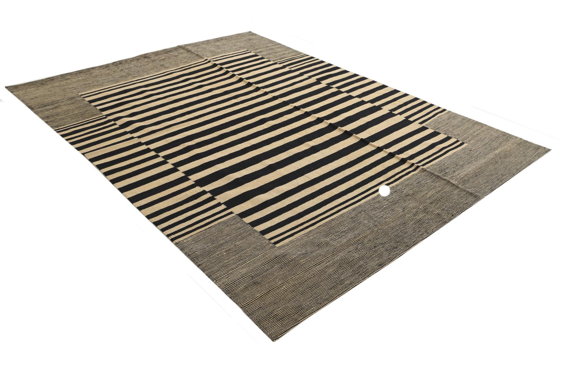 5' 8 x 7' 9 Hand Woven Kilim Modern Wool Rug