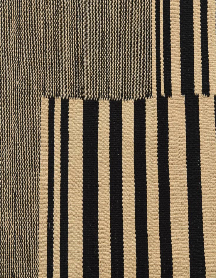 Detail image of 5' 8 x 7' 9  Hand Woven Kilim Modern Wool Rug