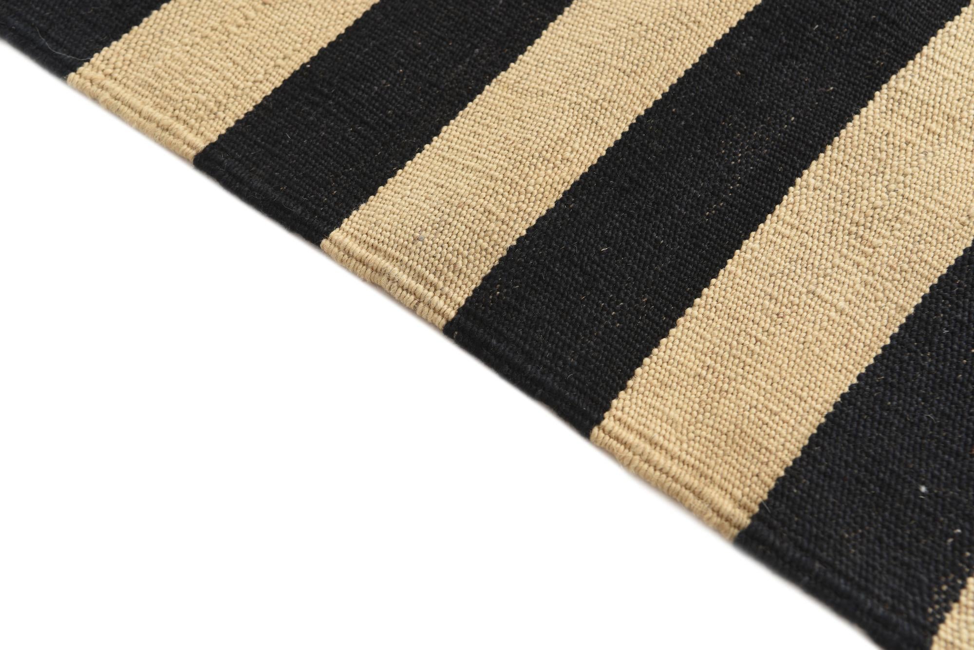 2' 8 x 3' 10 Hand Woven Kilim Modern Wool Rug