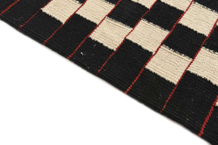 4' 7 x 5' 8 Hand Woven Kilim Modern Wool Rug