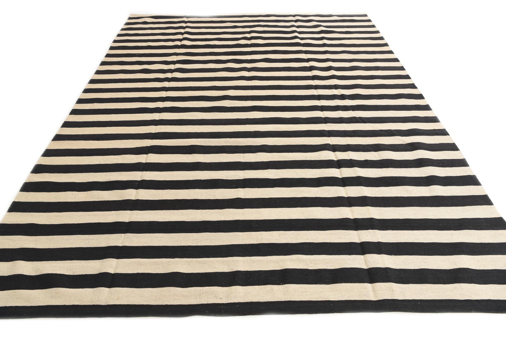 8' 5 x 11' 3 Hand Woven Kilim Modern Wool Rug