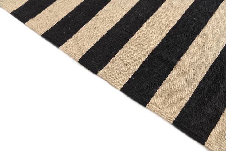 Detail image of 8' 5 x 11' 3 Hand Woven Kilim Modern Wool Rug