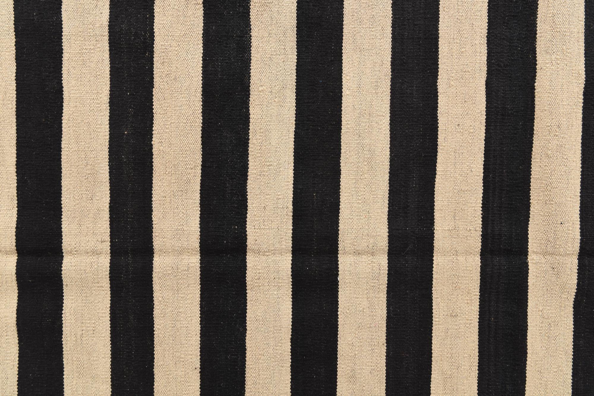 8' 5 x 11' 3 Hand Woven Kilim Modern Wool Rug