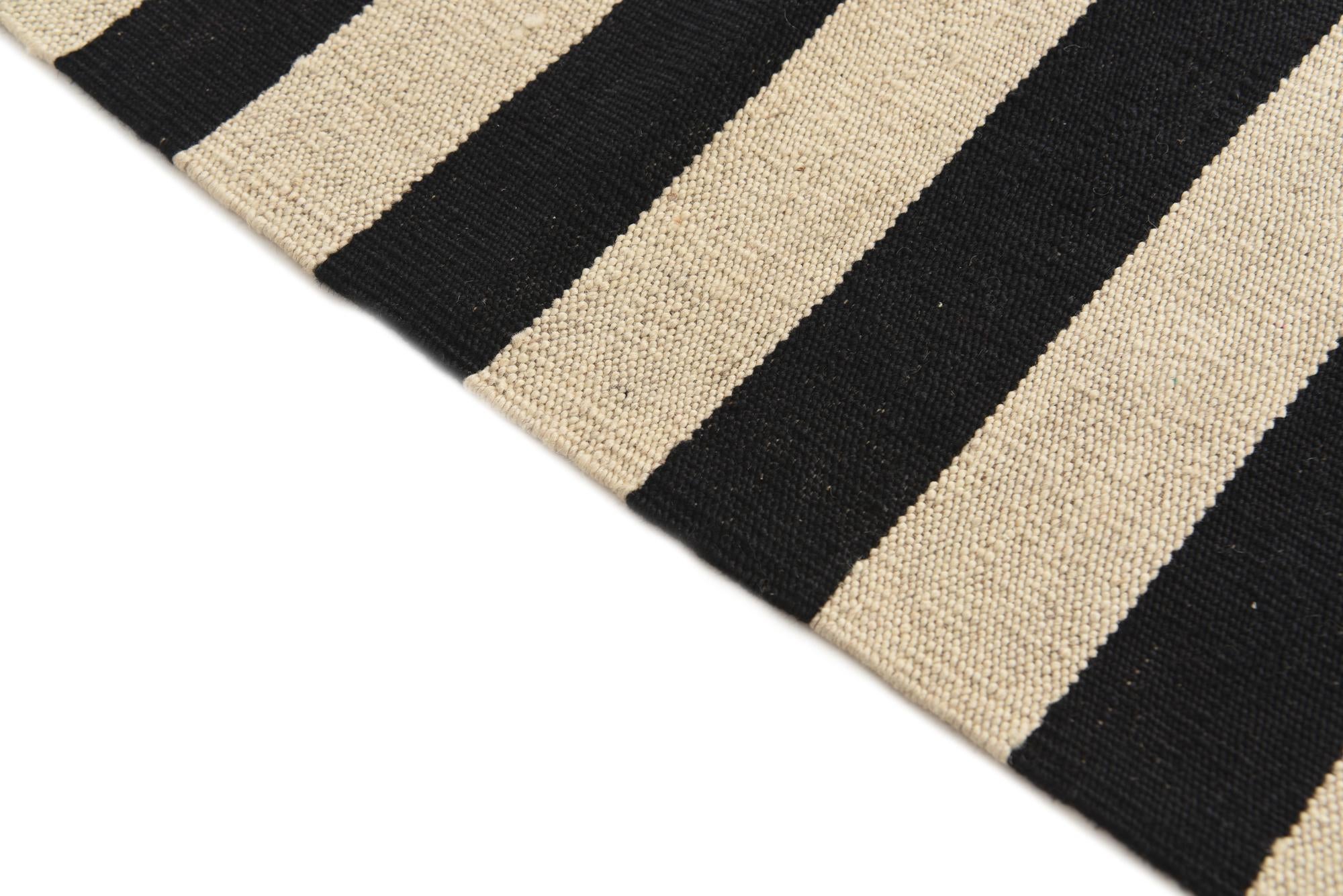 3' 4 x 4' 9 Hand Woven Kilim Modern Wool Rug