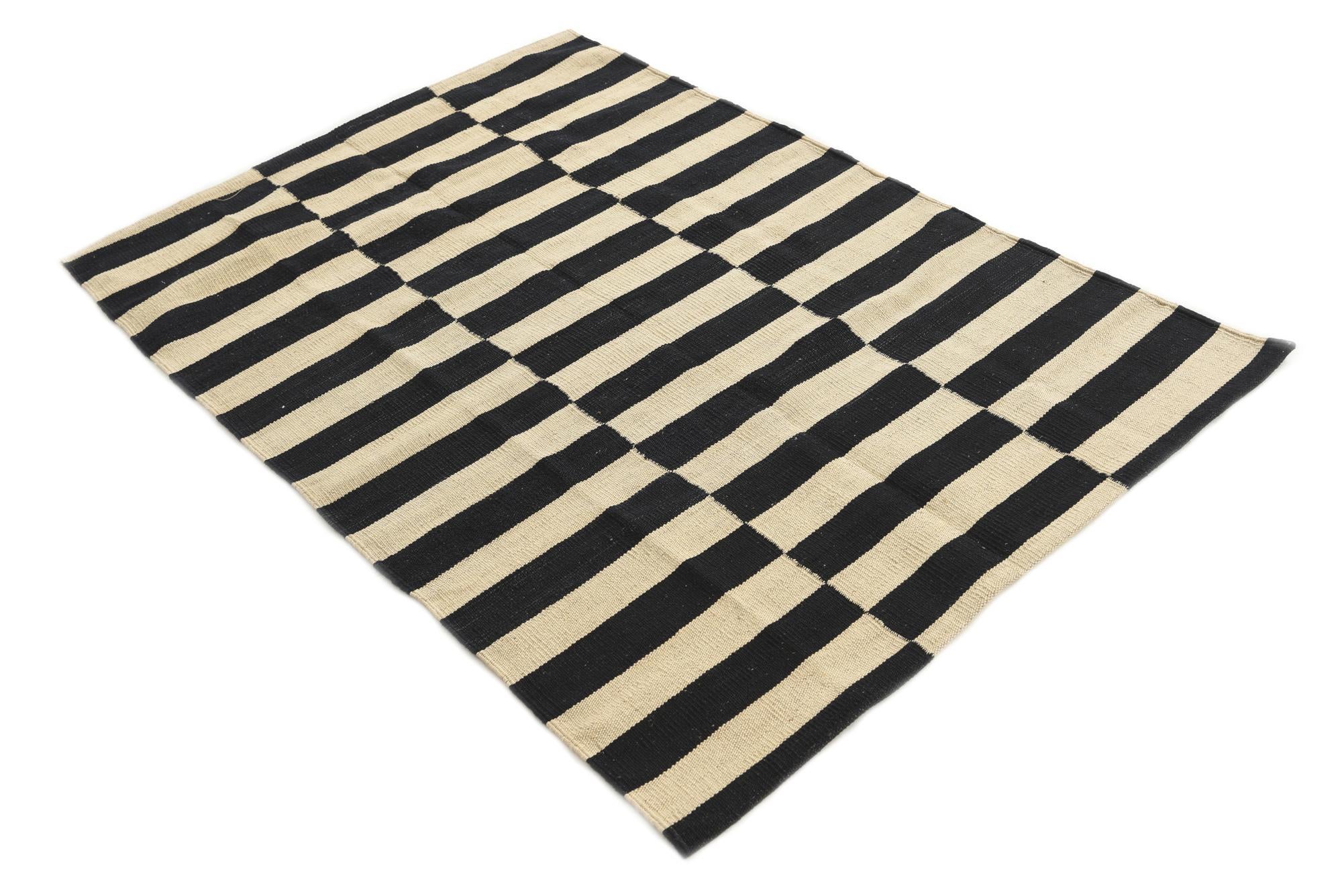 3' 5 x 4' 10 Hand Woven Kilim Modern Wool Rug