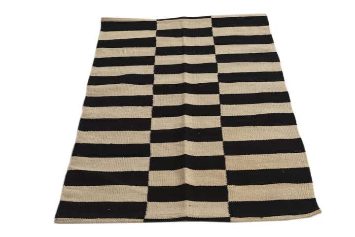 2' 8 x 3' 9 Hand Woven Kilim Modern Wool Rug
