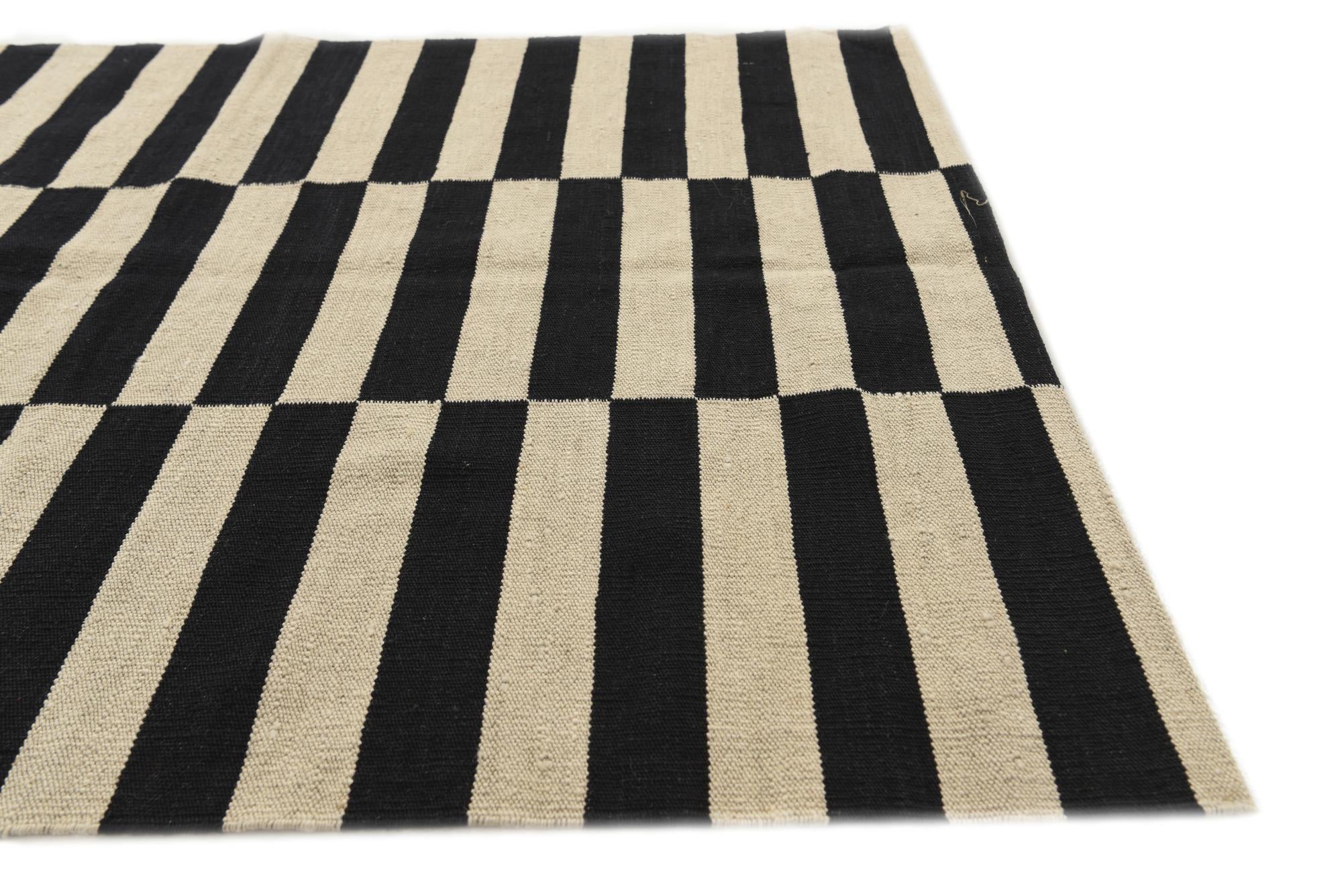 2' 7 x 4' 7 Hand Woven Kilim Modern Wool Rug