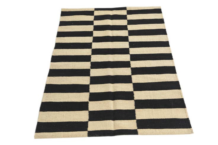 Detail image of 2' 7 x 3' 9 Hand Woven Kilim Modern Wool Rug