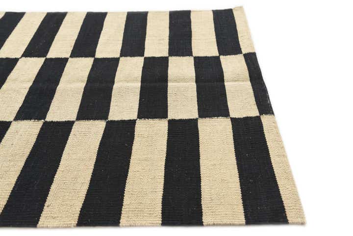 2' 7 x 3' 9 Hand Woven Kilim Modern Wool Rug