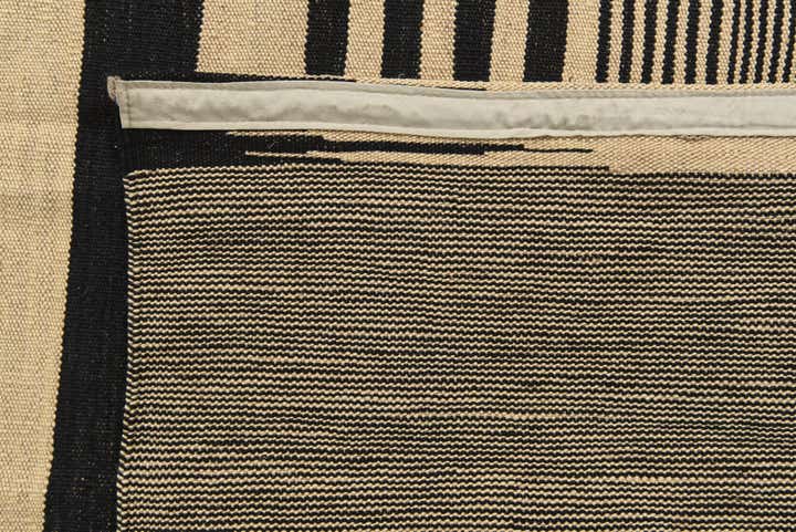 5' 9 x 7' 8 Hand Woven Kilim Modern Wool Rug