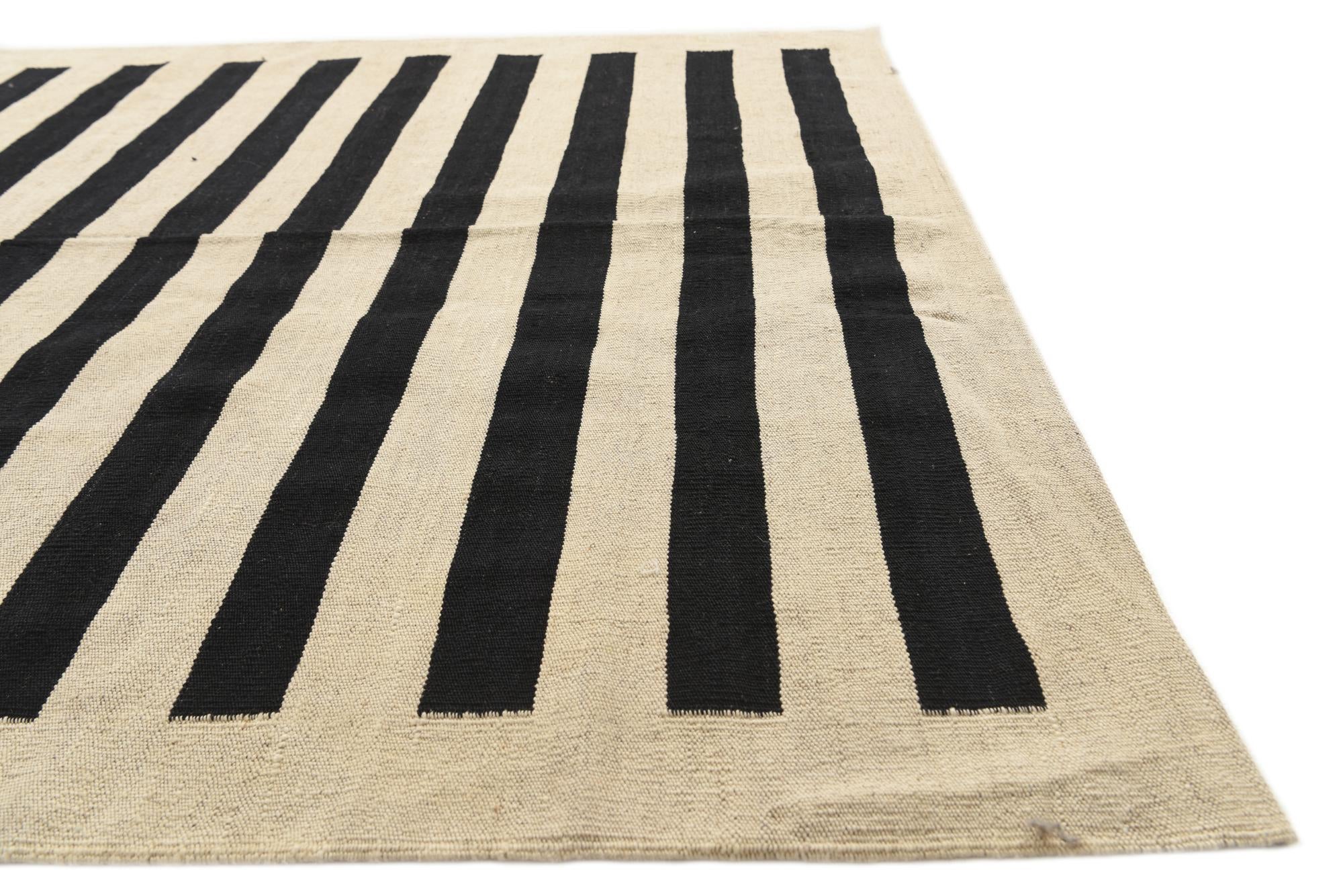 5' 7 x 7' 10 Hand Woven Kilim Modern Wool Rug