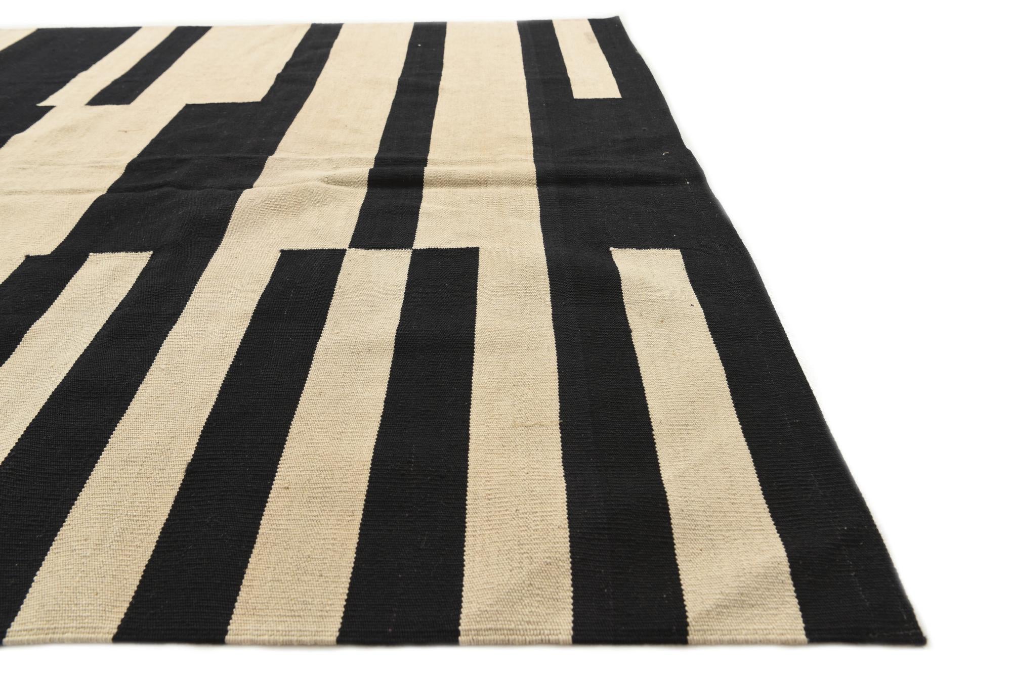 5' 7 x 10' 6 Hand Woven Kilim Modern Wool Rug