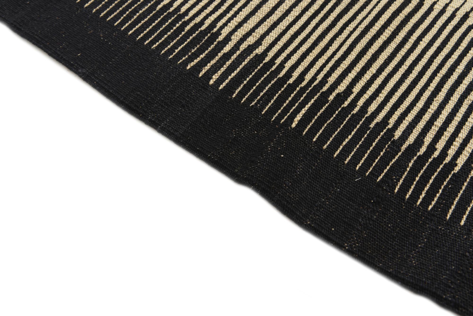 5' 9 x 7' 8 Hand Woven Kilim Modern Wool Rug