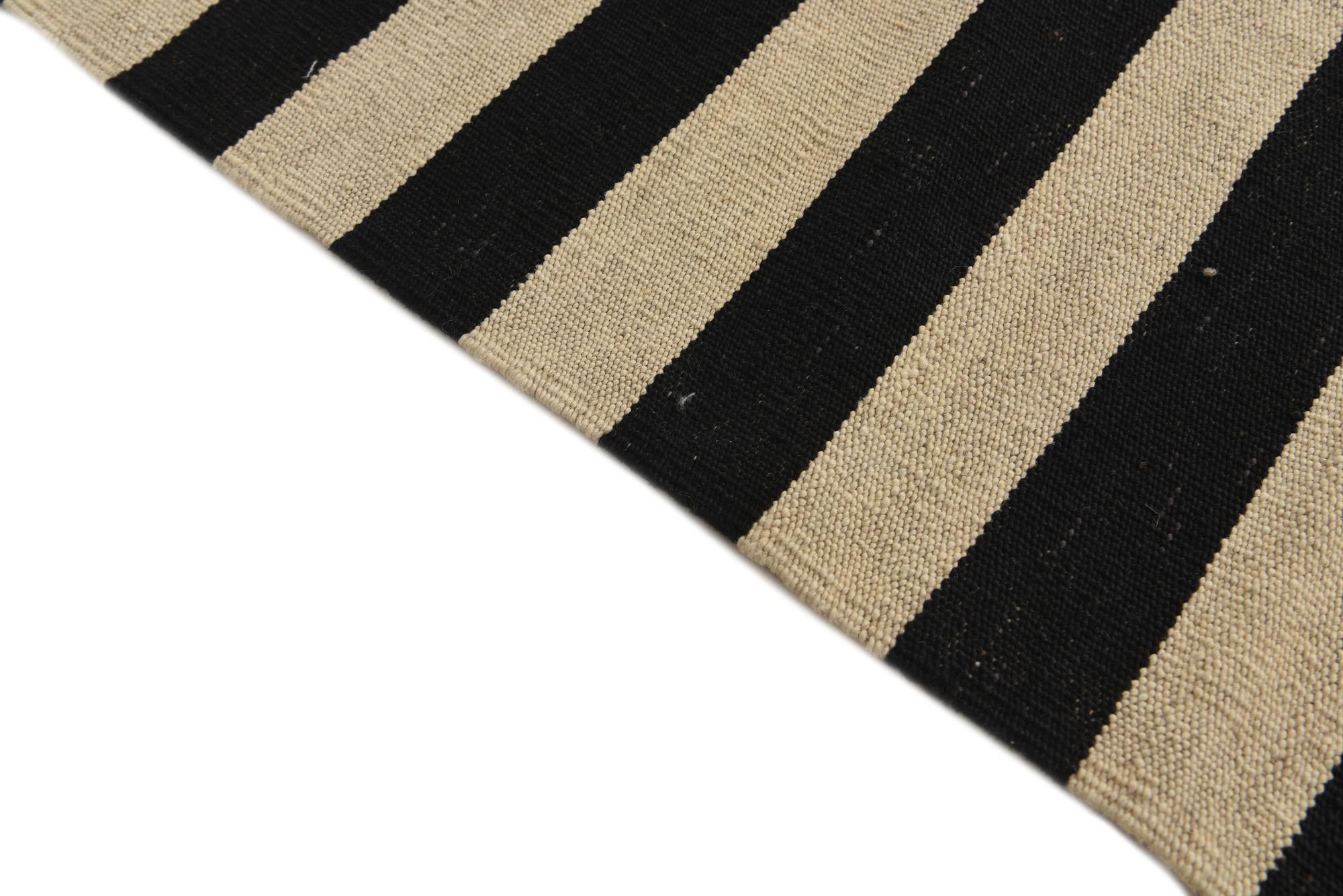 5' 8 x 8' Hand Woven Kilim Modern Wool Rug