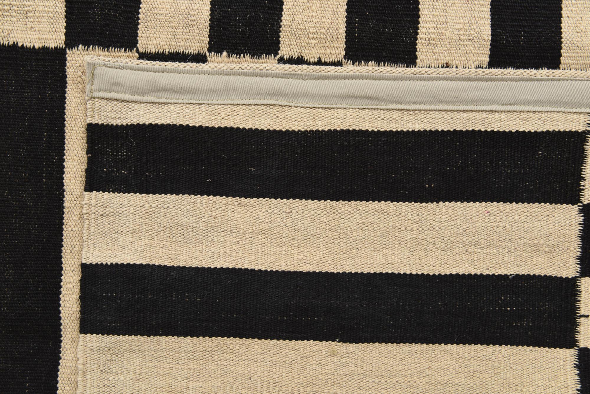 5' 8 x 8' Hand Woven Kilim Modern Wool Rug
