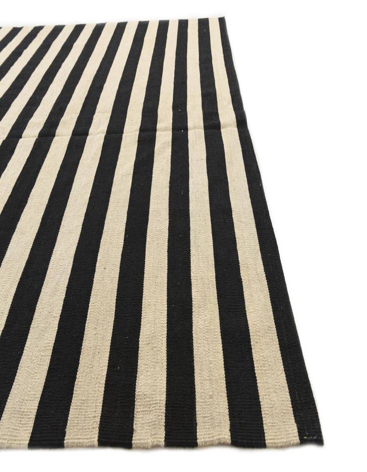 Detail image of 6' 8 x 9' 9  Hand Woven Kilim Modern Wool Rug