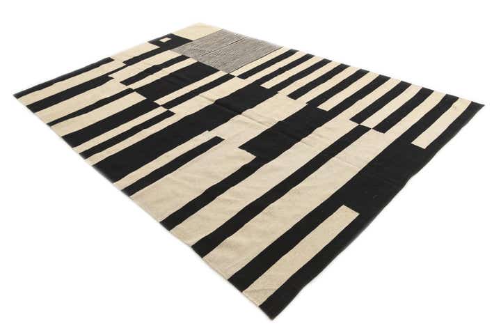 6' 10 x 9' 8 Hand Woven Kilim Modern Wool Rug