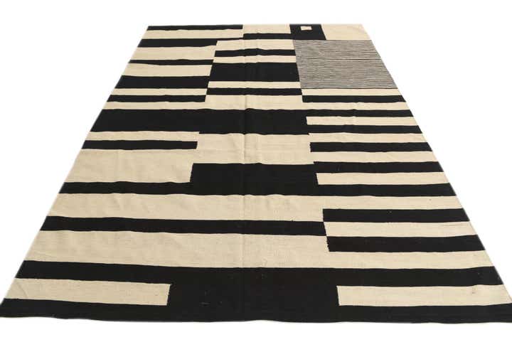 6' 10 x 9' 8 Hand Woven Kilim Modern Wool Rug
