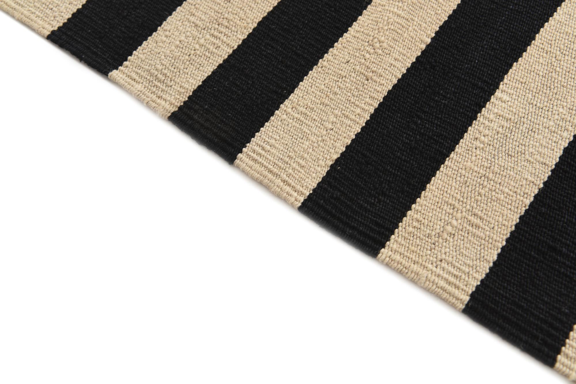 4' 2 x 6' Hand Woven Kilim Modern Wool Rug