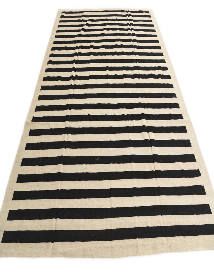 Detail image of 8' x 11' 1  Hand Woven Kilim Modern Wool Rug