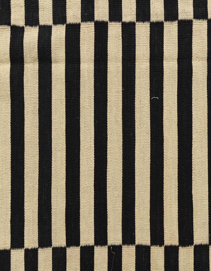 Detail image of 6' 10 x 9' 9  Hand Woven Kilim Modern Wool Rug