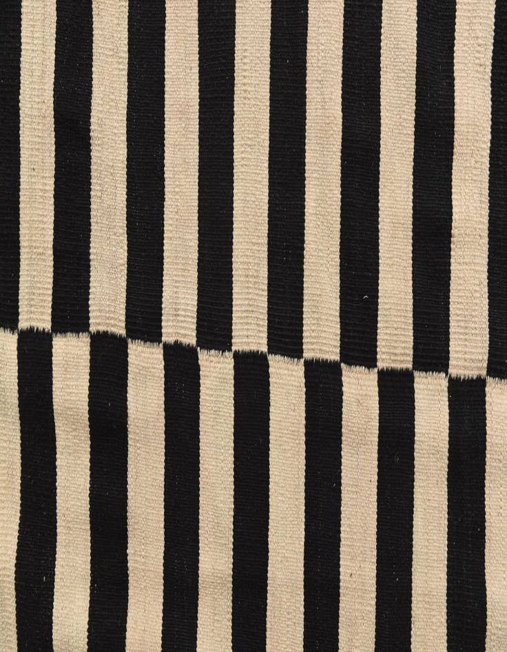 Detail image of 8' 7 x 11' 4  Hand Woven Kilim Modern Wool Rug