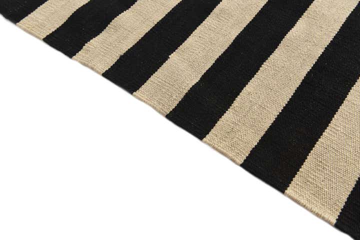 8' 1 x 9' 7 Hand Woven Kilim Modern Wool Rug