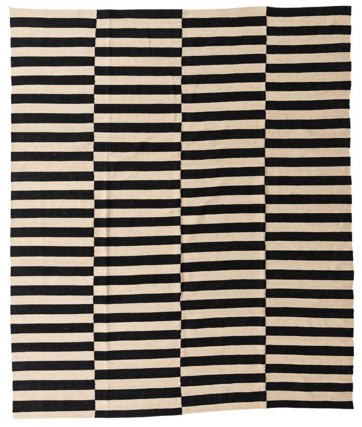 Detail image of 8' 1 x 9' 7 Hand Woven Kilim Modern Wool Rug