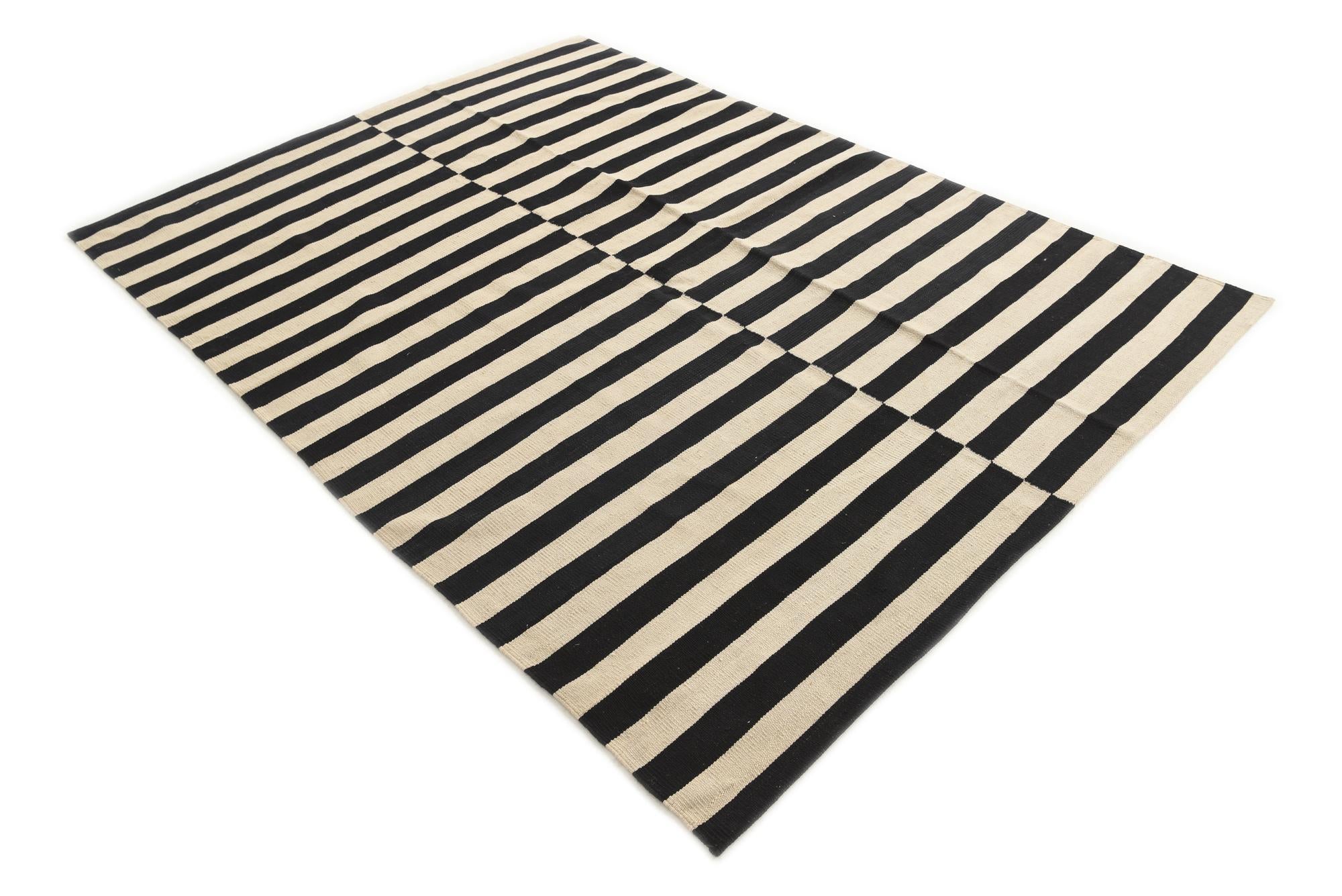 5' 8 x 8' Hand Woven Kilim Modern Wool Rug