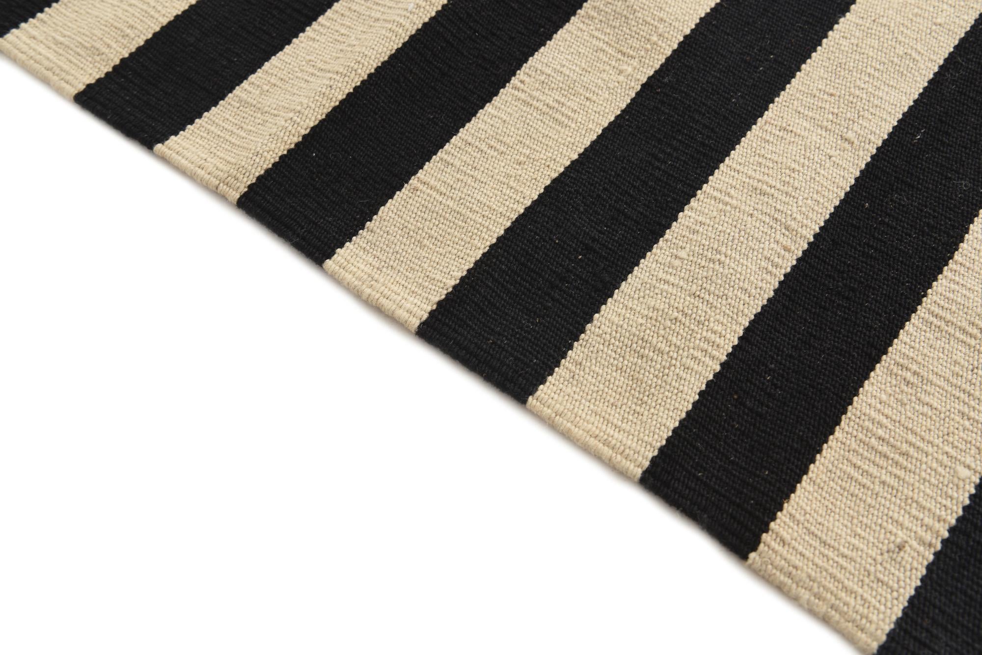 5' 8 x 8' Hand Woven Kilim Modern Wool Rug