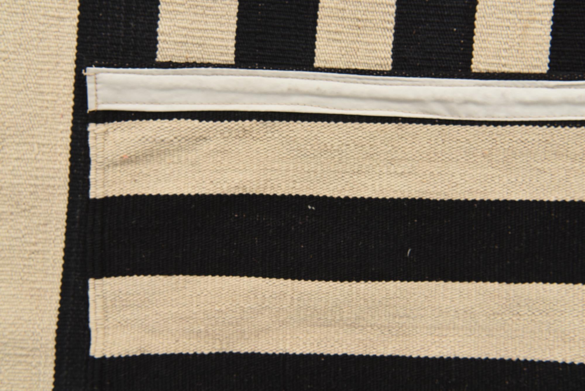 5' 8 x 8' Hand Woven Kilim Modern Wool Rug