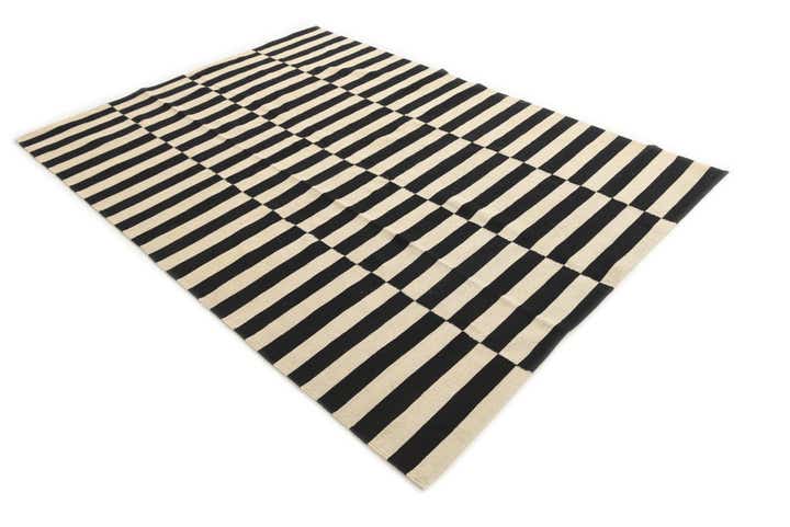 5' 8 x 8' Hand Woven Kilim Modern Wool Rug