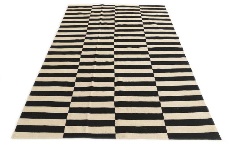 Detail image of 5' 8 x 8' Hand Woven Kilim Modern Wool Rug