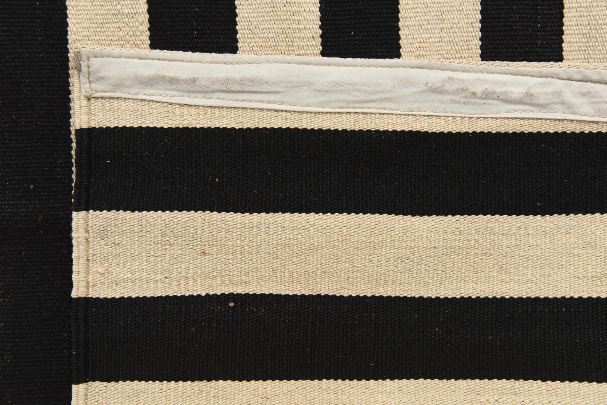 5' 8 x 8' Hand Woven Kilim Modern Wool Rug