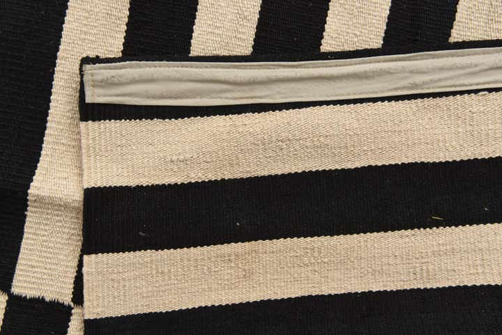 5' 6 x 7' 10 Hand Woven Kilim Modern Wool Rug