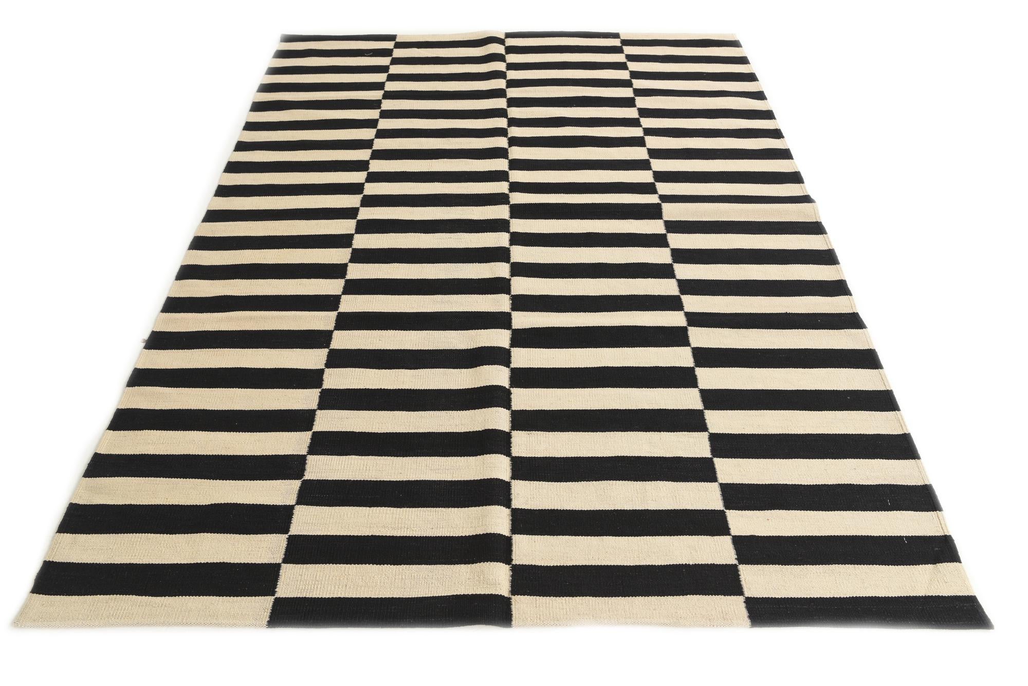 5' 9 x 8' Hand Woven Kilim Modern Wool Rug
