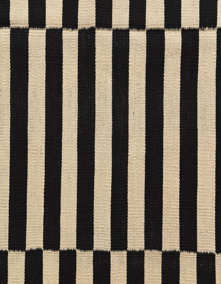 Detail image of 5' 9 x 8'  Hand Woven Kilim Modern Wool Rug