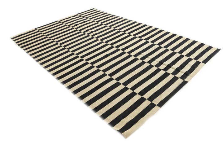 6' 7 x 9' 9 Hand Woven Kilim Modern Wool Rug