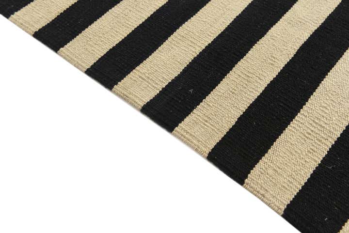 6' 7 x 9' 9 Hand Woven Kilim Modern Wool Rug