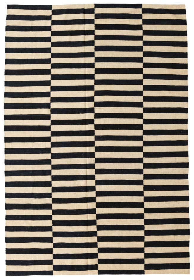 Detail image of 6' 7 x 9' 9 Hand Woven Kilim Modern Wool Rug