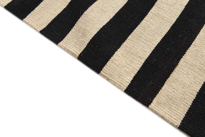 5' 10 x 7' 10 Hand Woven Kilim Modern Wool Rug
