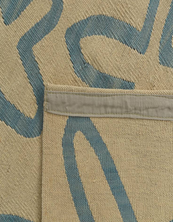 Detail image of 6' 9 x 7' 10  Hand Woven Kilim Modern Wool Rug