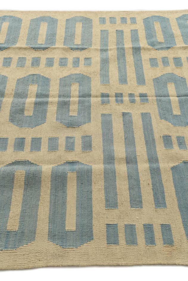 Detail image of 5' 3 x 6' 5 Hand Woven Kilim Modern Wool Rug