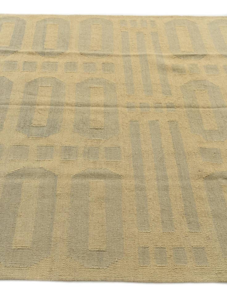 Detail image of 4' 10 x 6' 7  Hand Woven Kilim Modern Wool Rug